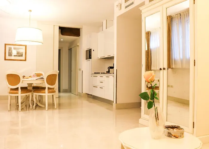 アル レデントーレ ディ *