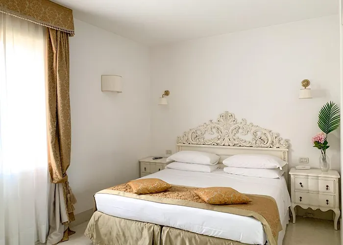 アル レデントーレ ディ アパート *