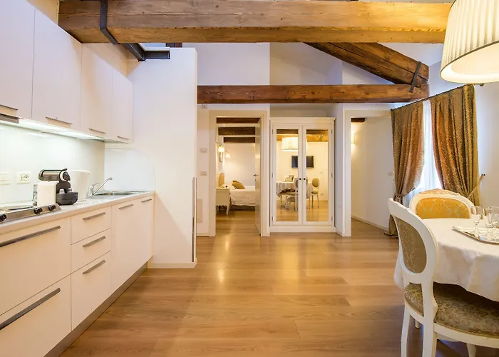 アル レデントーレ ディ アパート