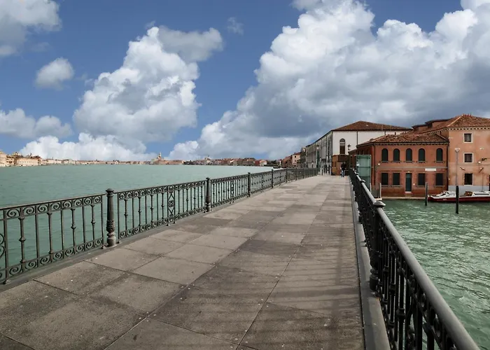 アル レデントーレ ディ アパート ヴェネツィア