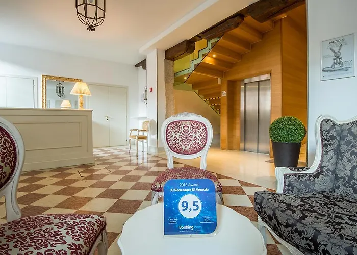 アパート アル レデントーレ ディ