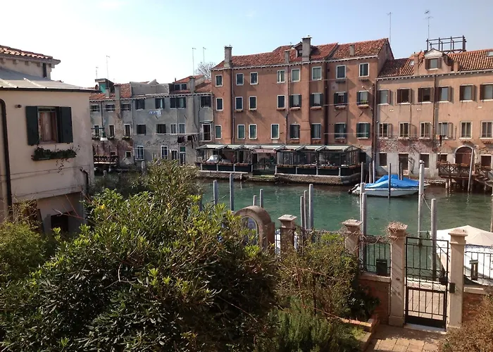 アル レデントーレ ディ アパート ヴェネツィア