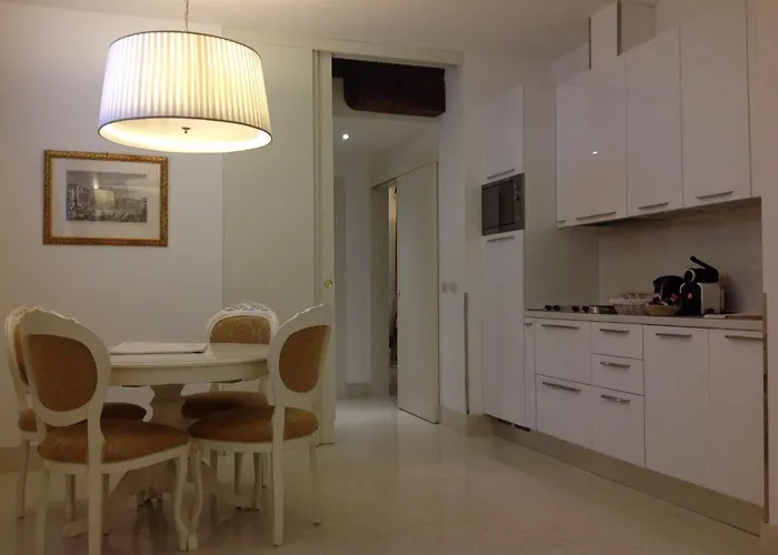 アル レデントーレ ディ アパート