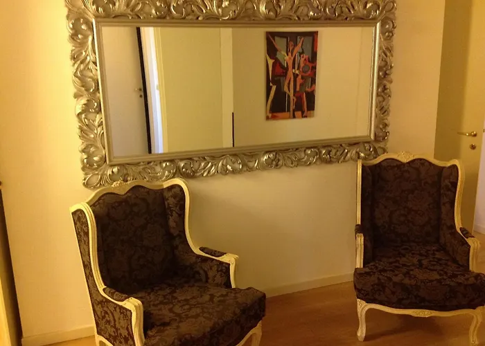 アパート アル レデントーレ ディ *