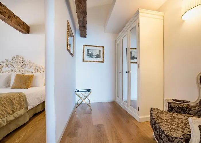 アル レデントーレ ディ アパート *